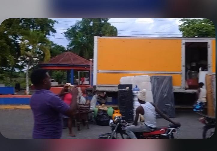 Haitianos continúan abandonando comunidad de veragua tras plazo de 15 días