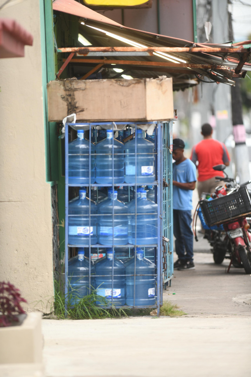 Reportan Botellón de agua aumenta a $115 pesos