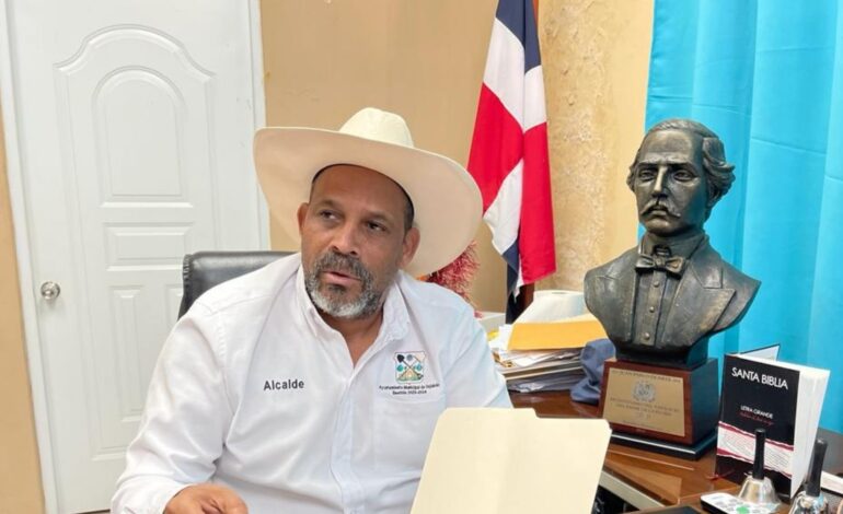 SACAREMOS A LOS HAITIANOS HASTA DE ABAJO DE LA TIERRA A LA BUENA O A LA MALA
