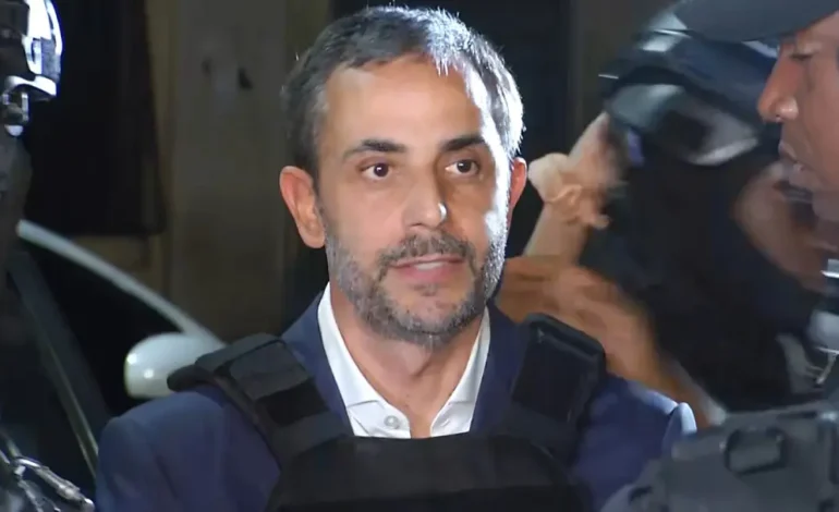 ANTONIO ESPAILLAT CAPTADO SALIENDO DE LA CARCEL CUIDAD NUEVA