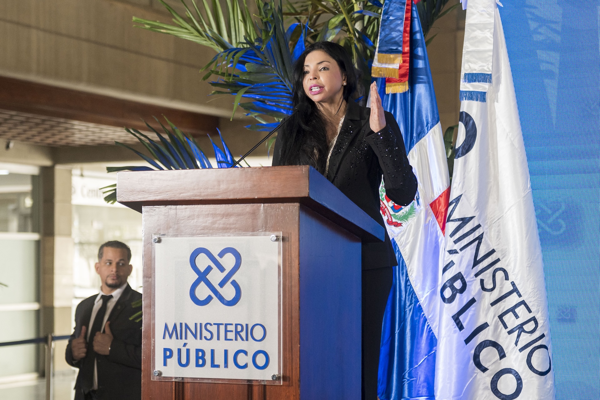 INTRANT Y SU DIRECTOR PRESENTAN QUERELLA PENAL POR SOBORNO, LAVADO Y CHANTAJE CONTRA LA EMPRESA DEKOLOR