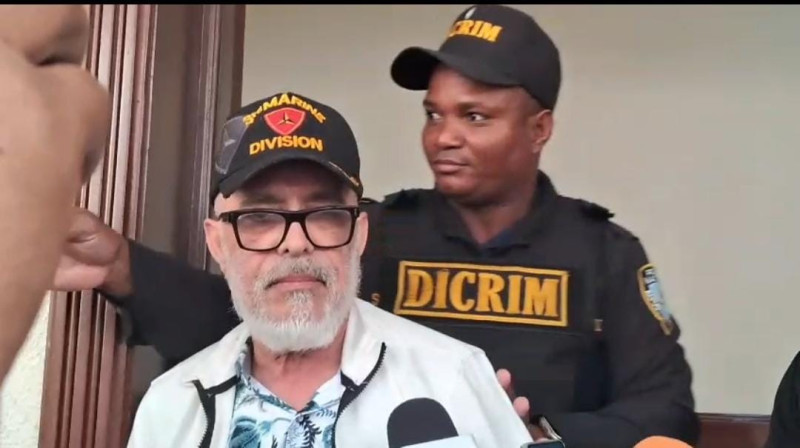 RETIRAN SIETE QUERELLAS CONTRA ANGEL MARTINEZ POR DIFAMACIÓN E INJURIA.