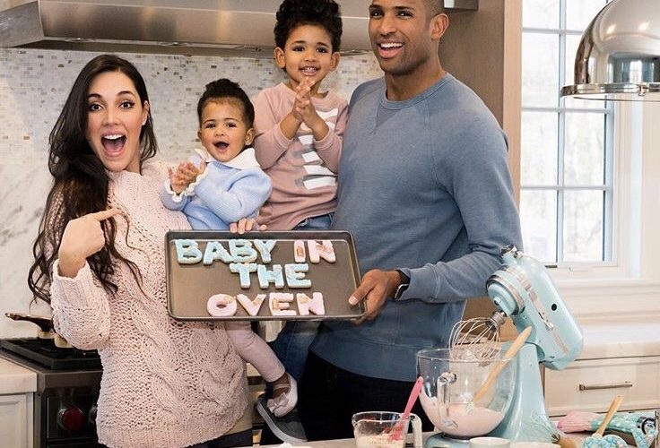 AMELIA VEGA Y AL HORFORD ANUNCIAN QUE ESTÁN EMBARAZADOS DE SU BEBÉ NÚMERO 6