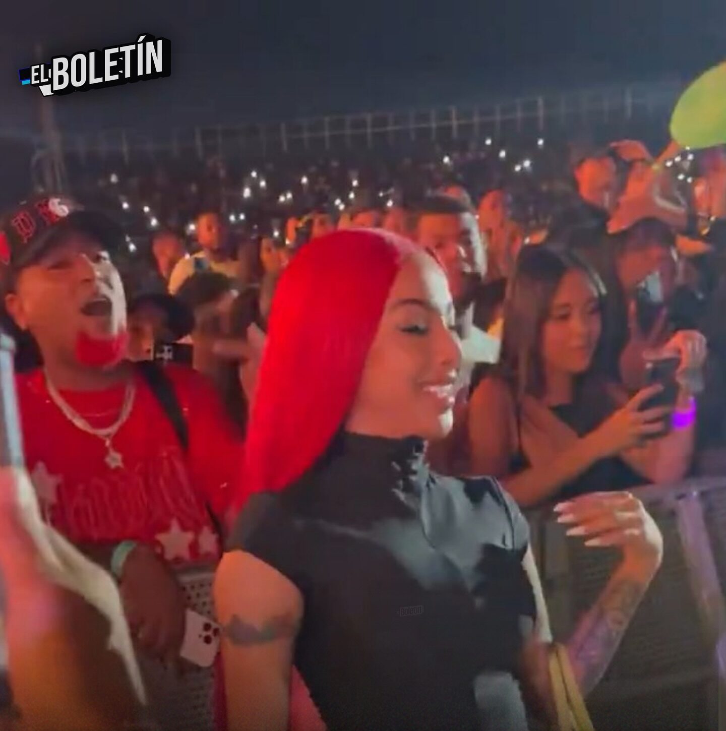 YAILIN LA MAS VIRAL Y SU HIJA ENTRE LOS ASISTENTES DEL CONCIERTO DE ANUEL AA EN REPUBLICA DOMINICANA.
