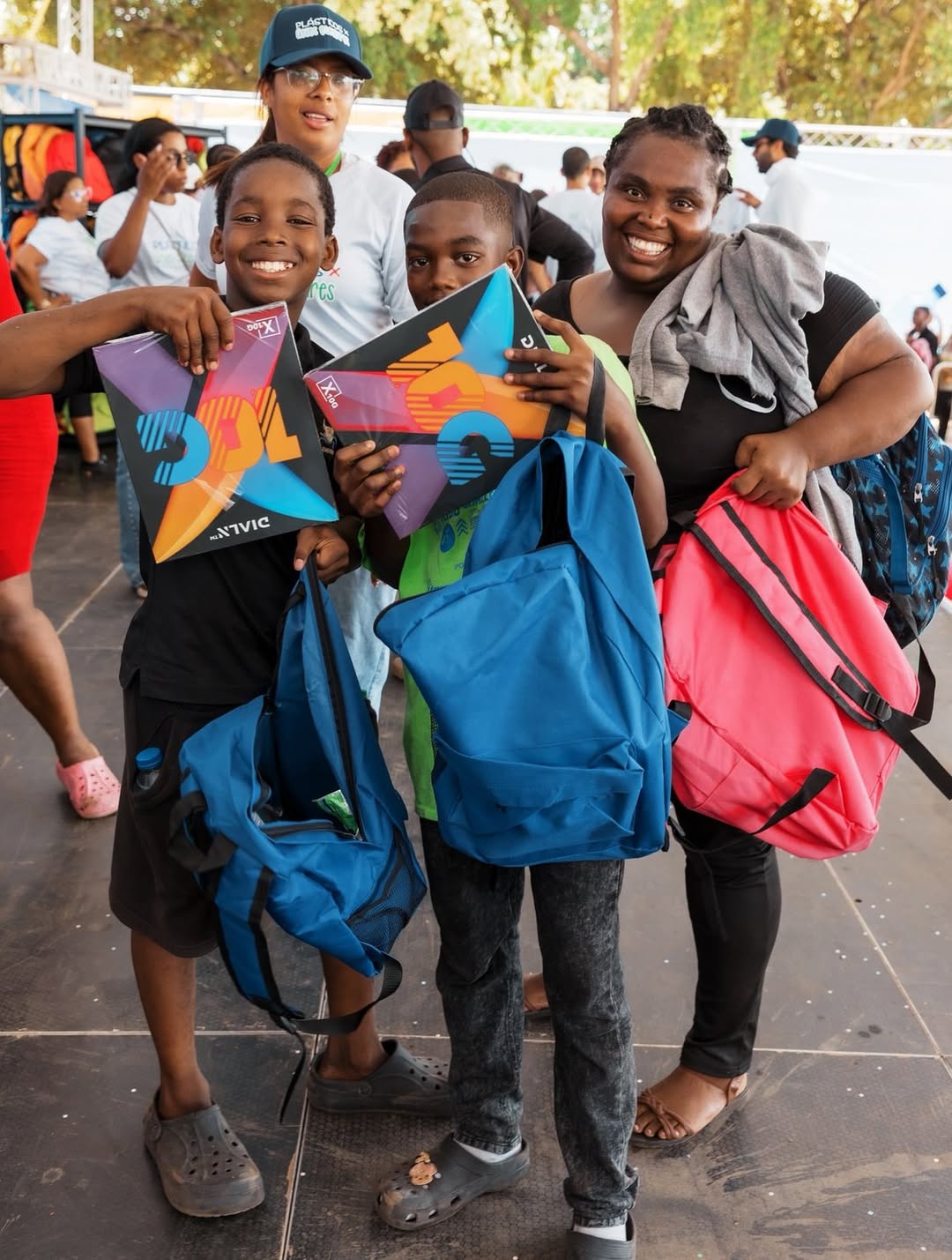 PLÁSTICOS POR ÚTILES ESCOLARES RECOLECTA CIFRA RÉCORD DE 15.2 MILLONES DE BOTELLAS PLÁSTICAS