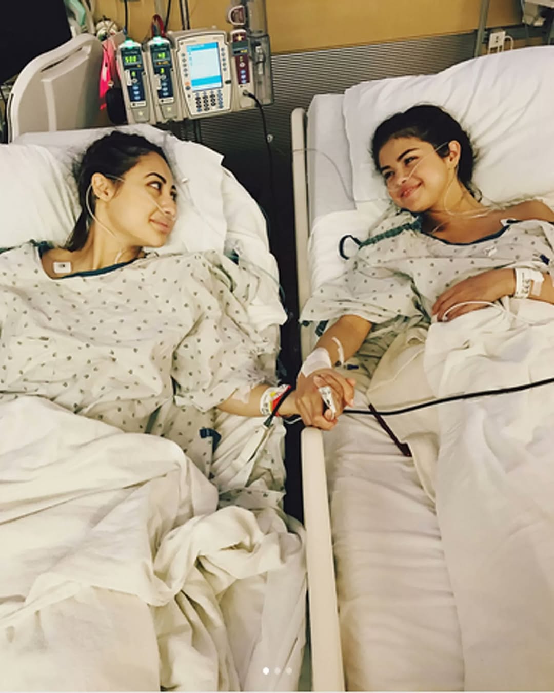 Confirman que Selena Gómez no invitó a su boda a Francia Raisa, la amiga que arriesgó su vida al donarle un riñón