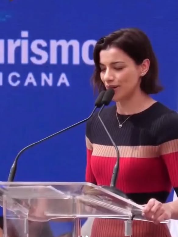 CRITICAN A NASHLA BOGAERT POR SER PARTE DE INAUGURACIÓN DE NUEVA PLAZA DE TOROS, MISMA QUE PREVIAMENTE CRITICÓ POR ABUSO ANIMAL.